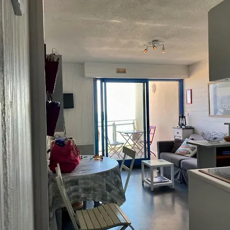 Appartement Sur La Avec Parking Privé à - Fr-1-336-127 *