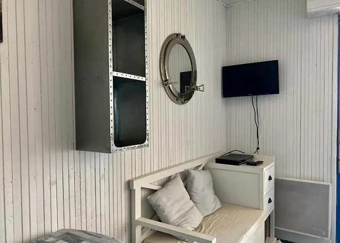 Sur La Avec Parking Prive A - Fr-1-336-127